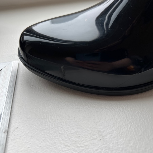 Ralph Lauren Women's Rain Boot. Size 6. - Picture 8 of 10